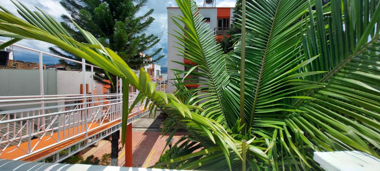 Hotel Emperador Barbosa  Luaran gambar
