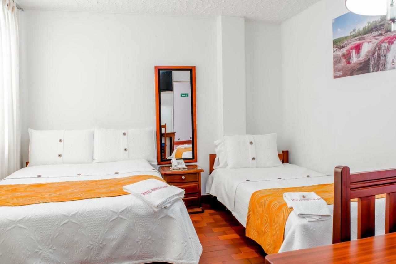 Hotel Emperador Barbosa  Bilik gambar